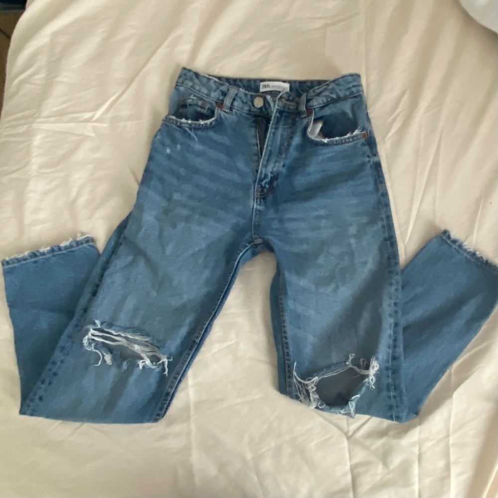 Zara Jeans Womens Size US 2 Blue Hi Rise Medium Wash Denim Distresed